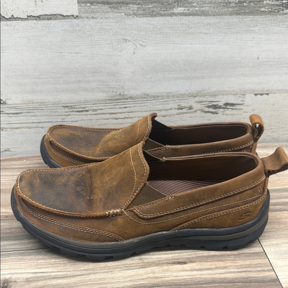 Skechers 6202 Mens Superior Gains Brown Leather Memory Foam Loafers Shoes 8